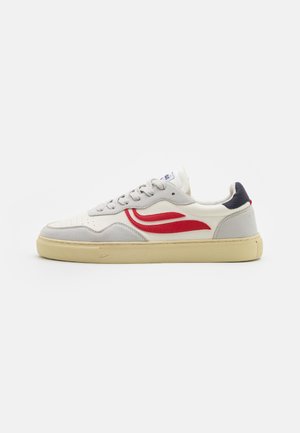 SOLEY SPORTY CACTUS UNISEX - Sneakers laag - white/red/black