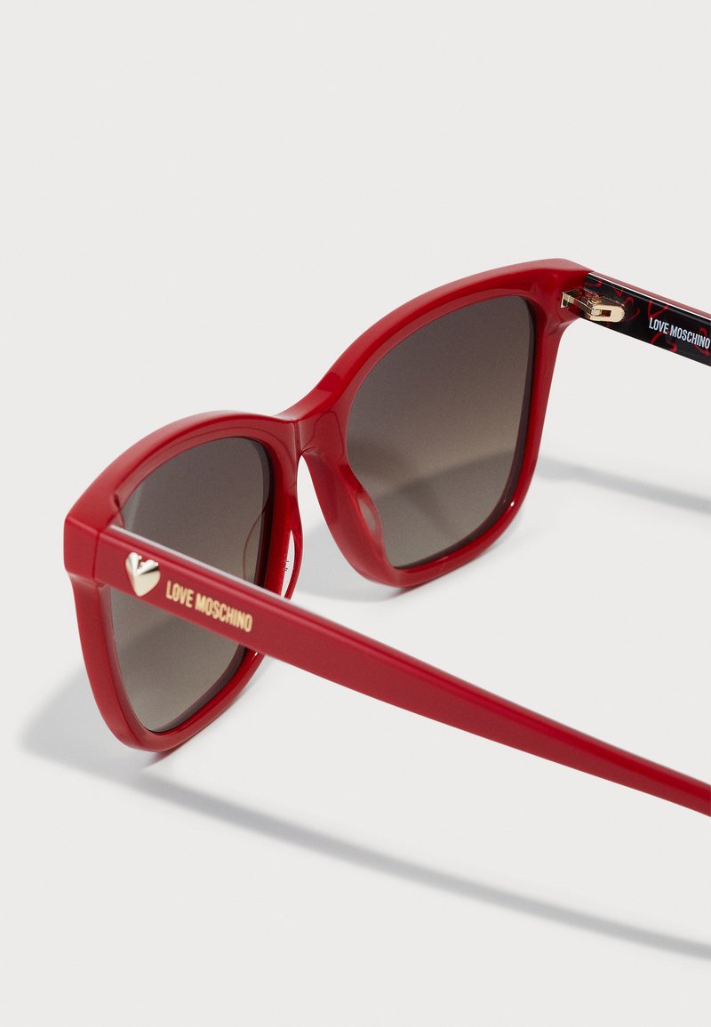 Love Moschino Sunglasses - red pattern black/red - Zalando.co.uk display picture 1