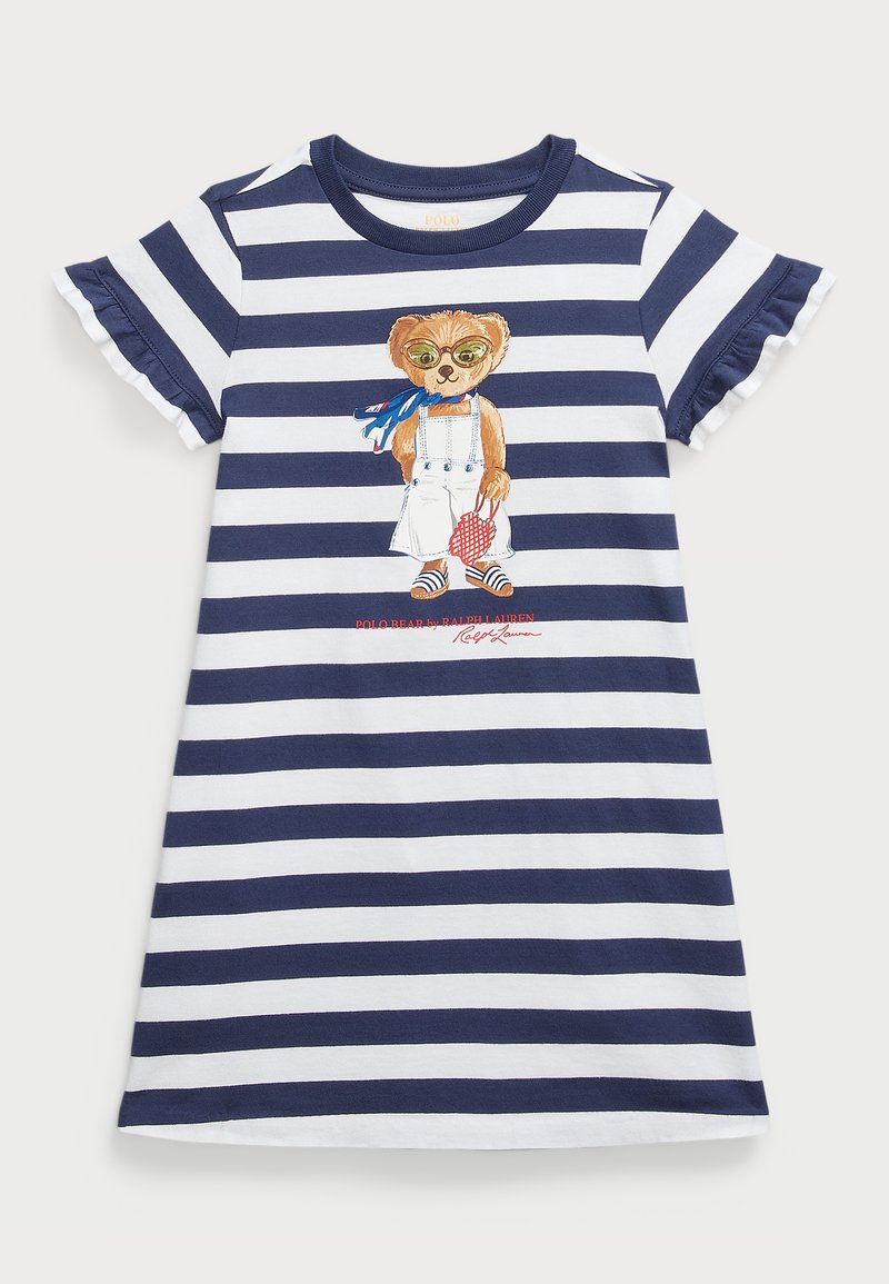Robe rayée bleu marine et blanche avec de courtes manches volantées, ornée d'un ours brodé en salopette tenant un accessoire en forme de cœur.