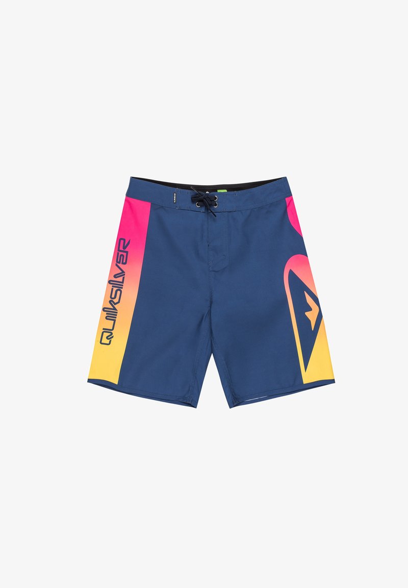 Námorně modré plavky s bočním panelem v růžovožlutém gradientu, černým šňůrkem na stažení a černým logem Quiksilver vytištěným na boku.