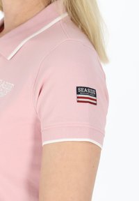 Seaside CREW PIKÉ - Pikeepaita - sea rose