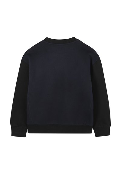 Sweatshirt bleu marine et noir avec un col rond, des manches longues et des poignets côtelés. Texture lisse avec un design simple bicolore.