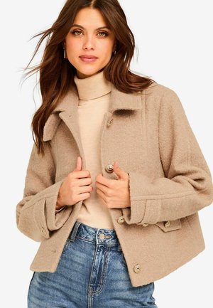 Lipsy REGULAR FIT - ADJUSTABLE TAB  - Summer jacket - nude pink