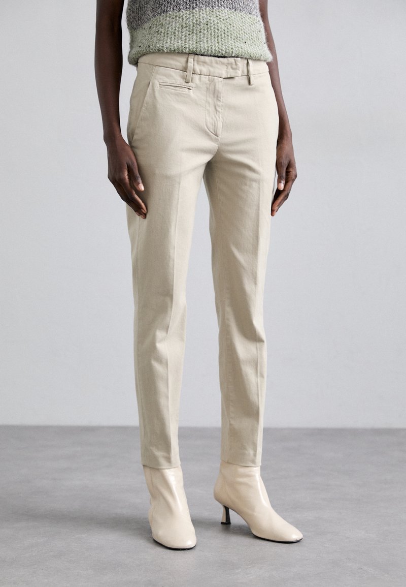 Dondup PERFECT - Auduma bikses - beige