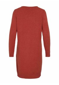 Abito rosso a maglia con maniche lunghe e lunghezza al ginocchio, con scollo rotondo e polsini e orlo a coste, mostrato da dietro su uno sfondo bianco.