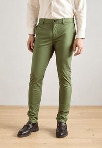 Scotch & Soda - ESSENTIALS  MOTT SUPER SLIM FIT - Chino-püksid - green Väikepilt 1