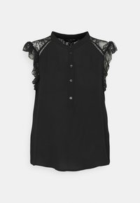 Blouse noire en tissu léger avec des manches volantées en dentelle et un devant boutonné. Elle présente un col rond et des détails délicats.
