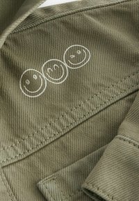 Next HOODED  REGULAR FIT - Teksajakk - green hooded shacket