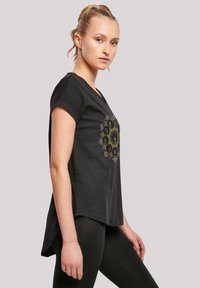 F4NT4STIC PHANTASTISCHE TIERWESEN 2 CHARACTER CREST - T-shirts med print - black