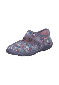 Chaussure en tissu violet avec des motifs de licornes et de cœurs, dotée d'une bride Velcro et d'une semelle en caoutchouc texturée pour une meilleure adhérence et confort.