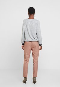 s.Oliver Sweter