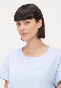 Triumph NIGHTDRESSES - Spalna srajca - ice