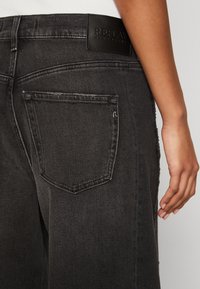 Replay Vaqueros boyfriend - dark grey