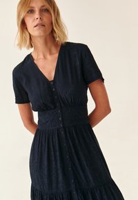 TATUUM KAMDI 2 - Haljina-majica - navy blue