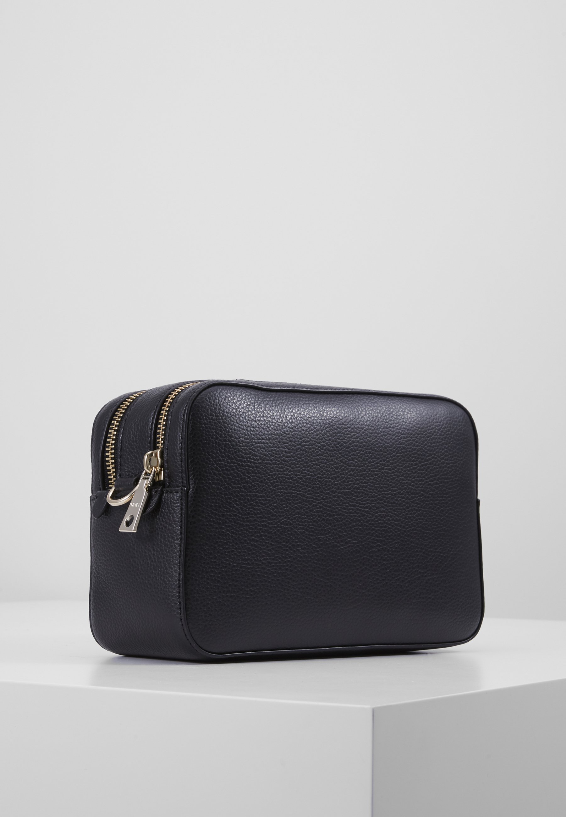 dkny whitney camera bolsa