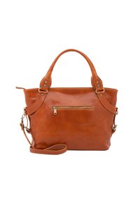 Sac à main en cuir marron avec deux poignées et une bandoulière réglable, présentant une poche frontale zippée et une texture lisse.