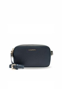 Borsa a tracolla in pelle blu scuro con finitura texturizzata, cerniera dorata e dettaglio del marchio. La tracolla regolabile aggiunge versatilità.