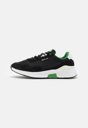 CLASSIC CHECK - Trainers - black/white/green