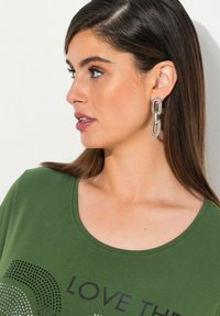 Ulla Popken GEOMETRIC LOVE THE MOMENT GRAPHIC TEE - Top s dlouhým rukávem - hunter green