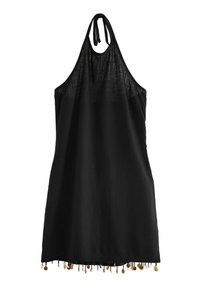 Mustasilkinen halter-mekko, jossa on teksturoitu kangas, solmittava kaulaosa ja koristeelliset helminauhat helmassa lisäämään yksityiskohtia.