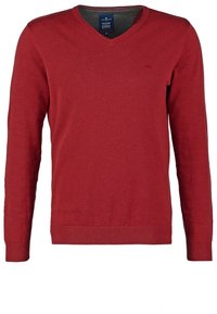 Pull rouge à manches longues avec col en V, poignets et ourlet côtelés, taille moyenne, texture tricotée unie.
