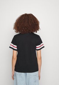 Tommy Jeans COLLEGIATE TEE - T-shirt print - black