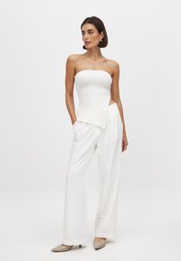 STRUCTURED TUBE  - Top - offwhite