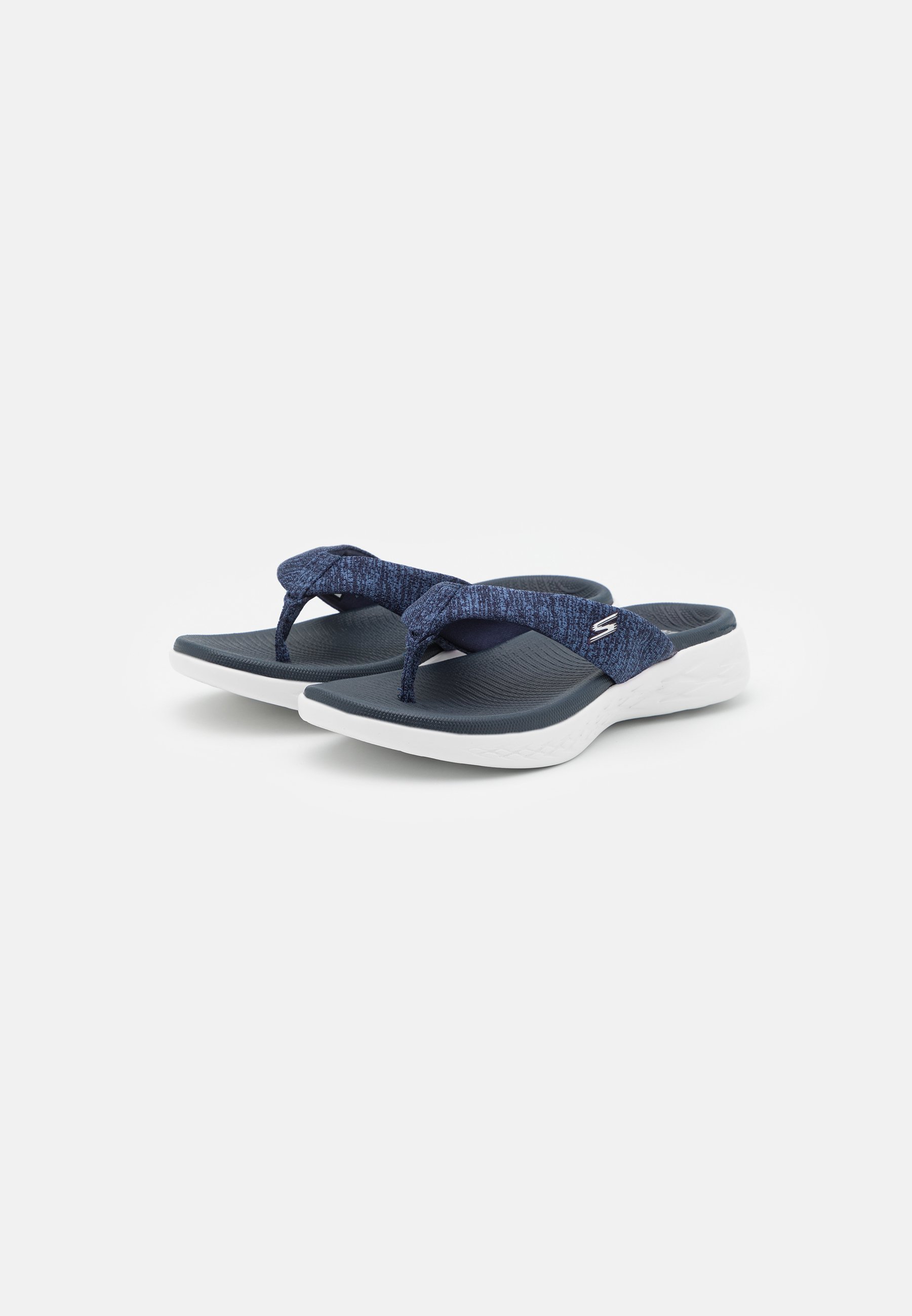 skechers pool slides