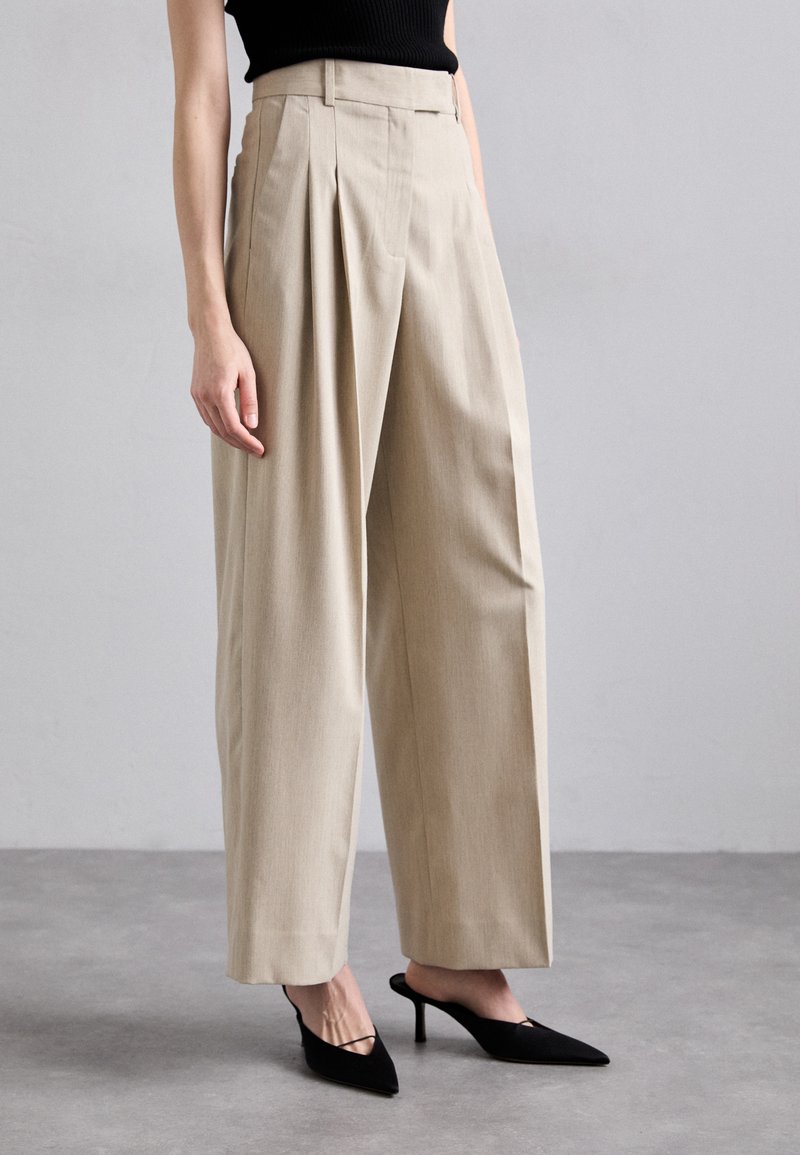 By Malene Birger - CYMBARIA - Stoffhose - beige melange, Vergrößern