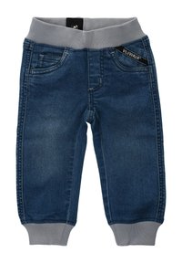 Joggers de mezclilla con un lavado azul oscuro, cinturilla acanalada gris, diseño de cinco bolsillos y puños ajustados. Presenta una etiqueta de marca en la cinturilla.