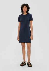 s.Oliver MIT OVERLOCKNÄHTEN - Dienas kleita - navy