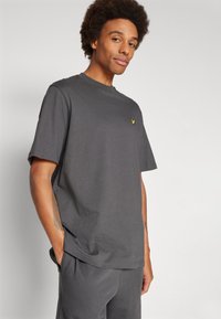 Lyle & Scott OVERSIZED - Navadna majica - gunmetal