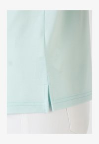 Non sélectionné, opaline