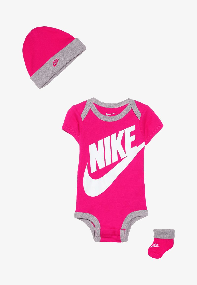 Newborn girl nike set Clearance