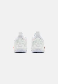 Mizuno WAVE MOMENTUM 3 - Tinklinio batai - white/aleutian/cloud pink