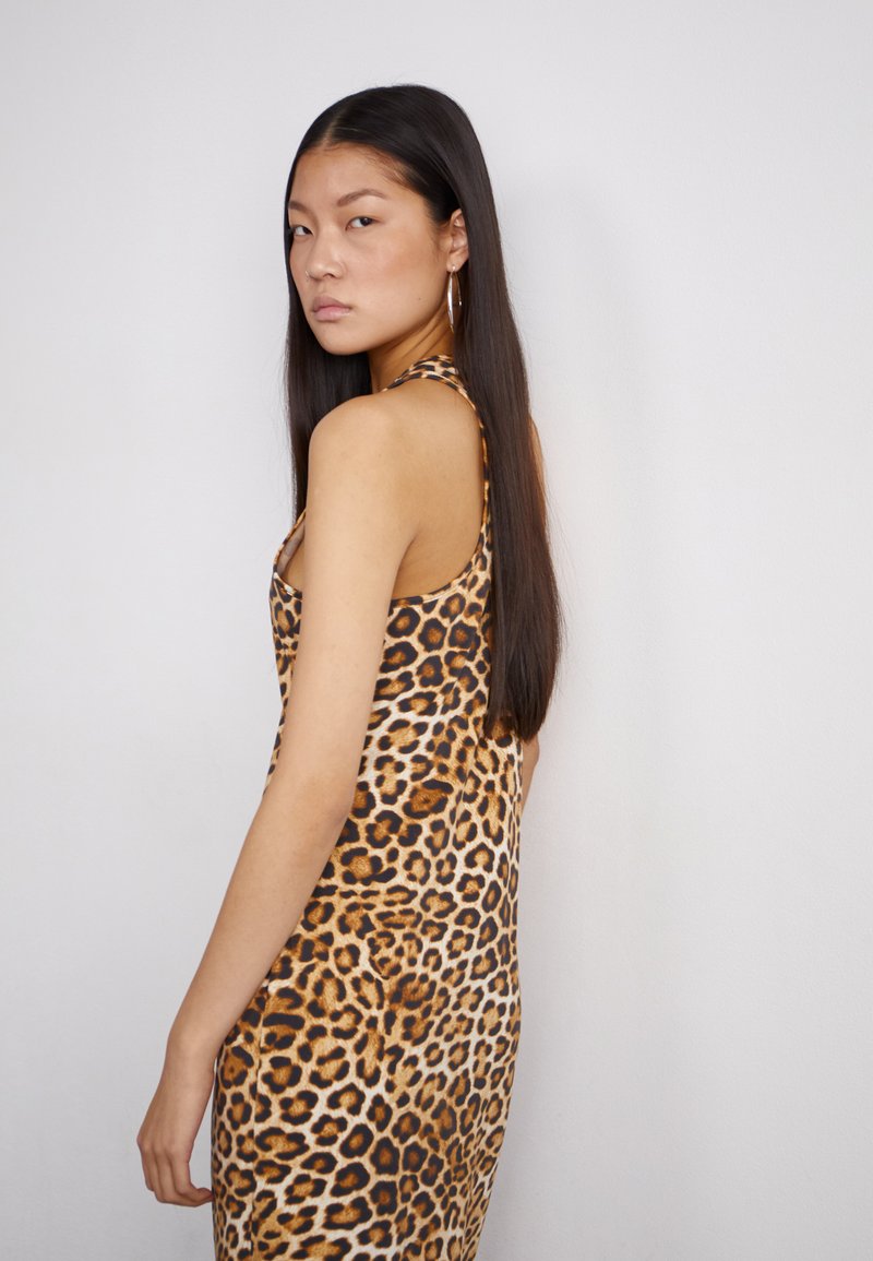 green emerald velvet dress Amazon.com: PUMA Golf Women's Everyday Pique Dress, Black : Clothing, Shoes  & Jewelry
