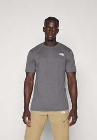 The North Face M SS BOX NSE TEE - T-shirts print - medium grey heather
