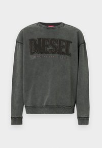 Sweatshirt de manga longa cinza carvão com punhos e barra canelados, apresentando um grande texto preto "DIESEL" e abaixo, em menor tamanho, "For Successful Living".