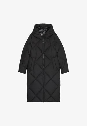 Černý dlouhý prošívaný péřový kabát s kapucí, předním zipem a bočními kapsami, určený do chladného počasí.