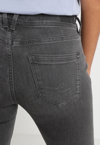 edc by Esprit Jeansy Skinny Fit