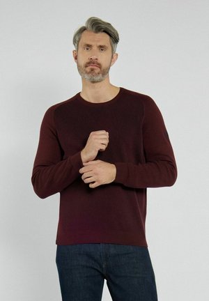 - Sweter