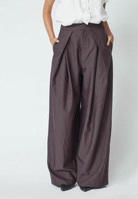 Auduma bikses - dark brown