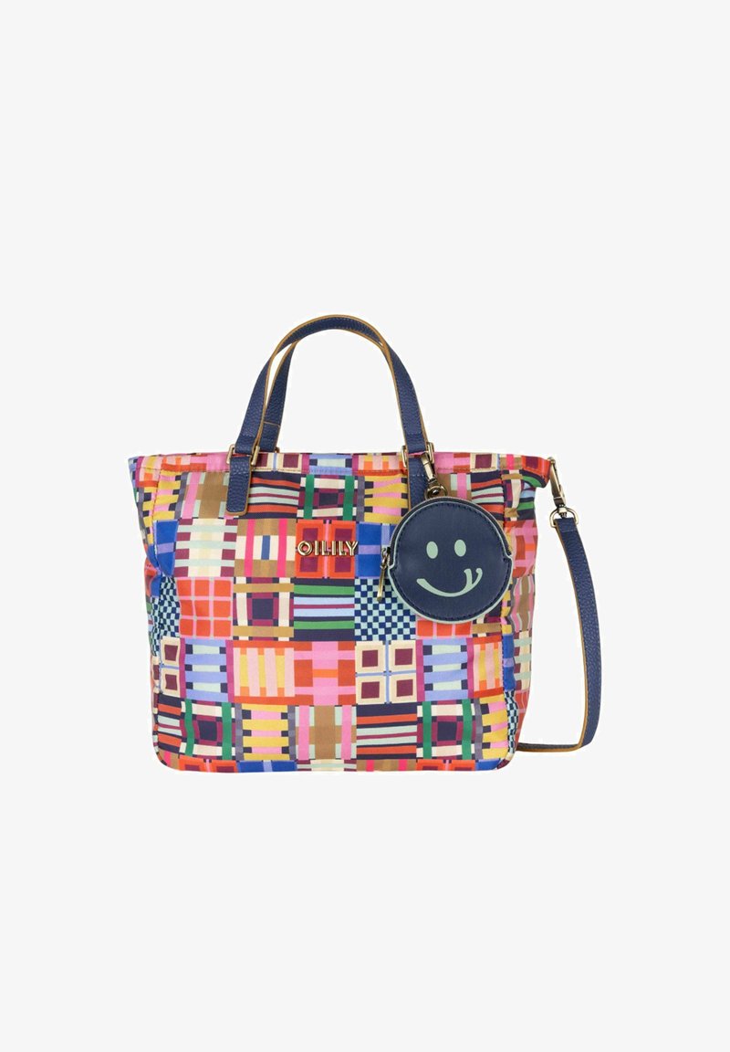 Kleurrijke tas met een patroon van multikleurige vierkanten, blauwe accenten, leren handvatten en een ronde blauwe ritszak met een glimlachend gezicht.