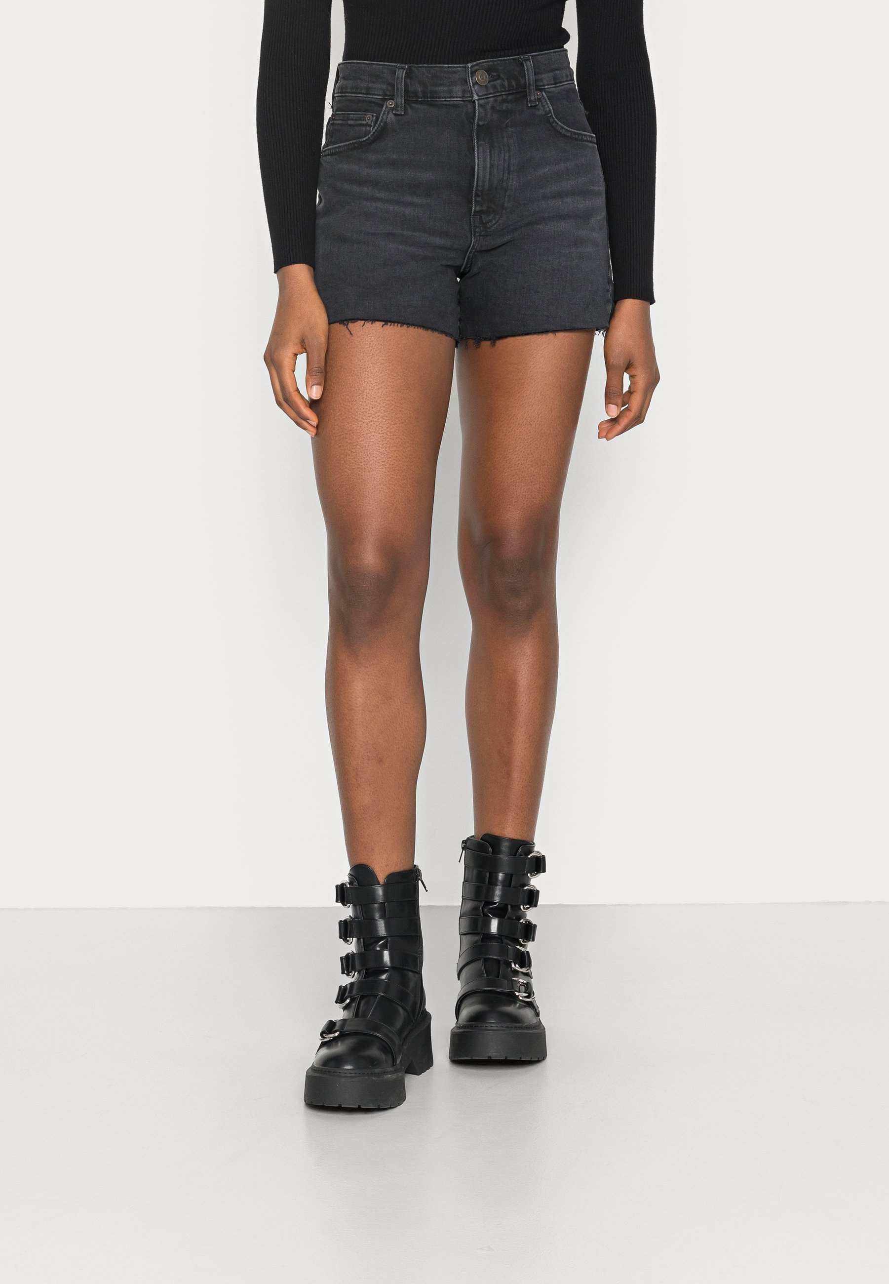 short jeans ultima moda