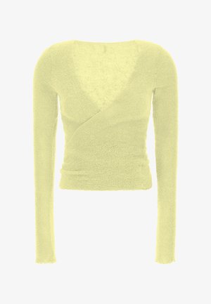 Pitkähihainen kietaisutoppi vaaleankeltaisena, valmistettu pehmeästä, teksturoidusta kankaasta. Siinä on syvä V-pääntie ja sivulla kerättyjä yksityiskohtia.