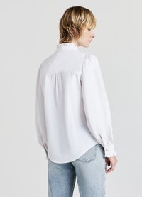 Calliope CON FRILL - Button-down blouse - bianco ottico