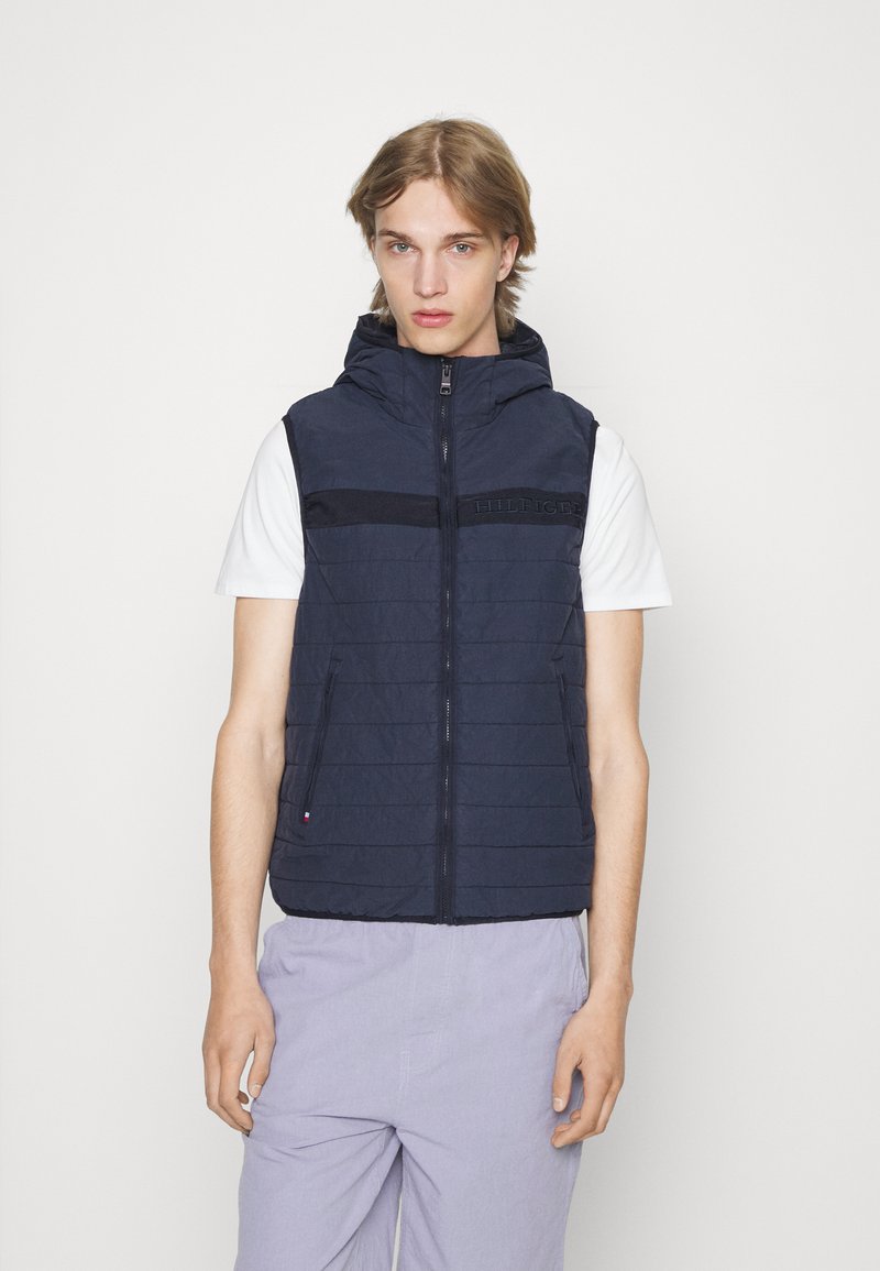 Tommy Hilfiger HOODED PADDED VEST Waistcoat desert sky/dark blue
