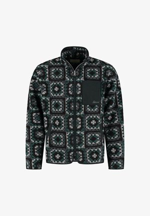 Fleecejack met volledige ritssluiting, uitgevoerd in een geometrische patchworkpatroon in donkergroen, zwart en grijs, met een effen donkergroene borstzak met cursief logo.