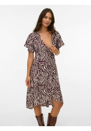 Vero Moda VMMJOSIE UMSTANDS - Dienas kleita - birch