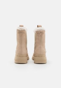 Tamaris Botines - sand
